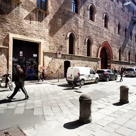 Castiglione-palazzo Pepoli 博洛尼亚